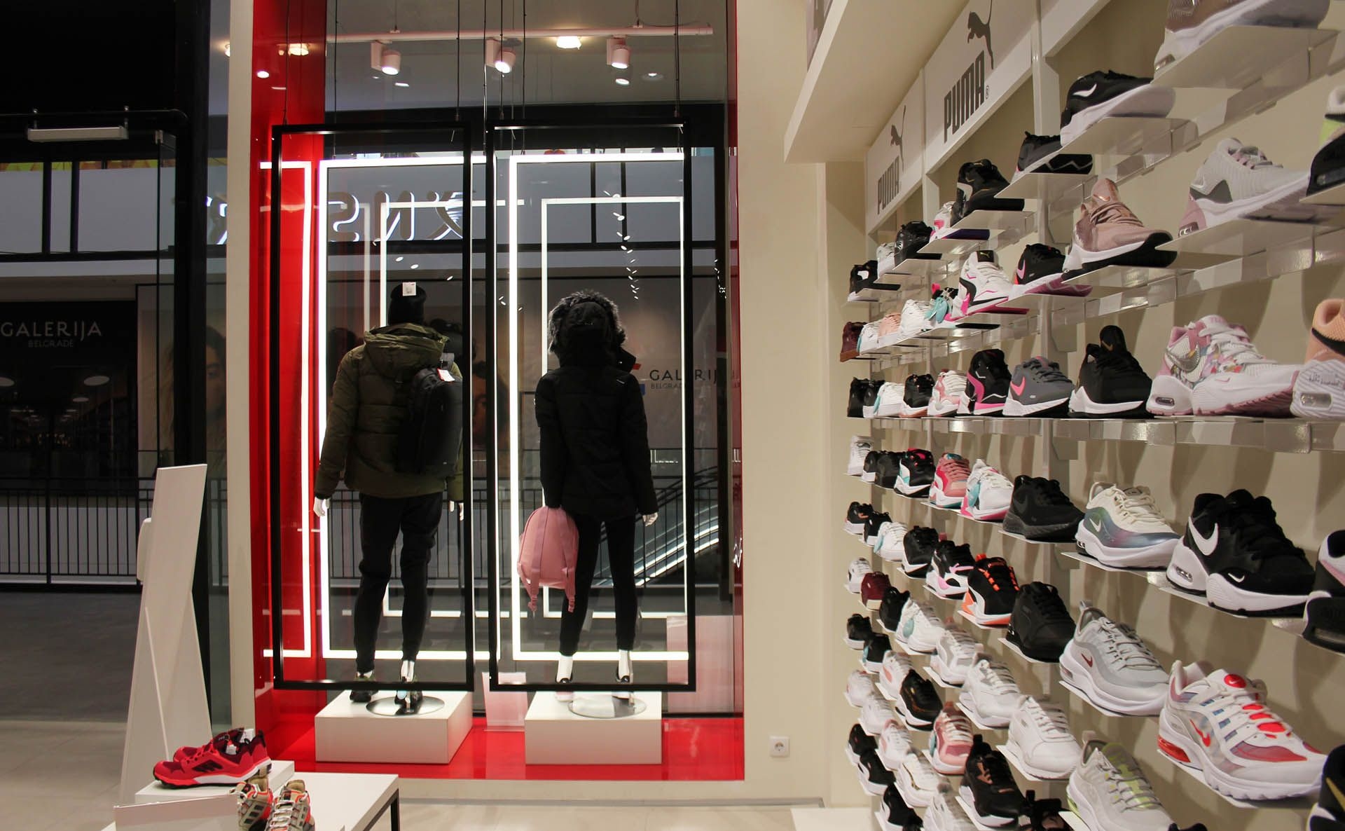 N Selection Galerija interior