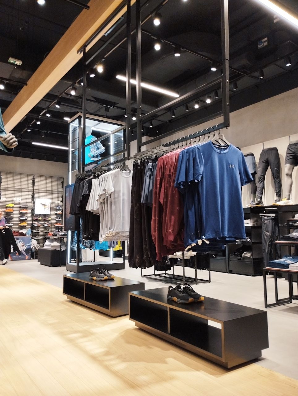 Under Armour Galerija interior