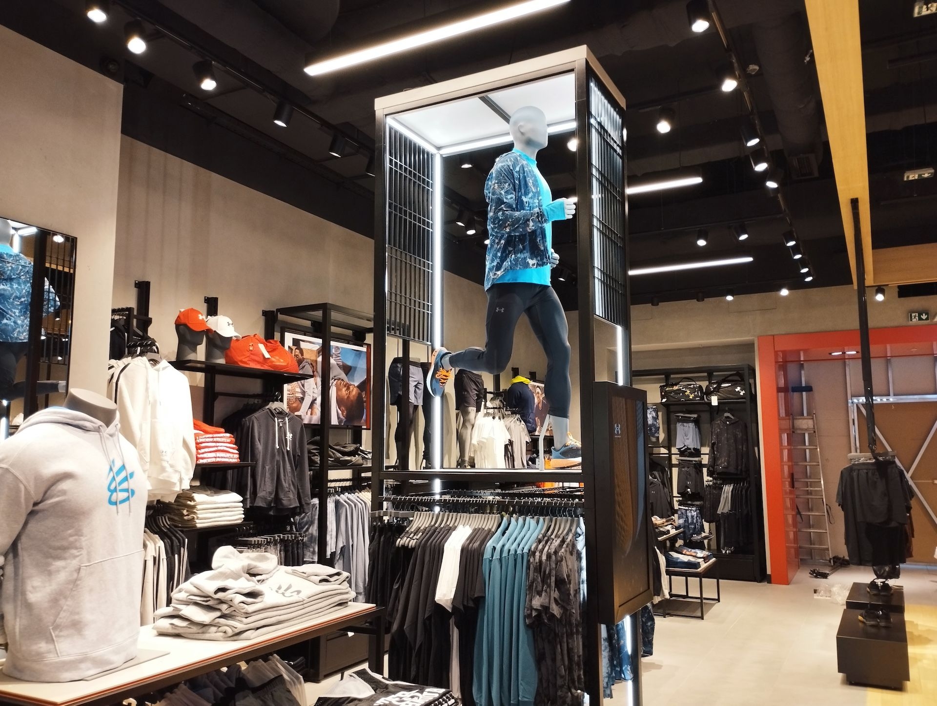 Under Armour Galerija interior